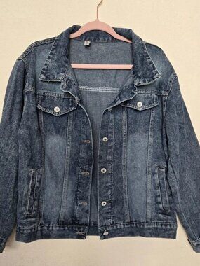 Bei Bei classic jean jacket size large medium wash